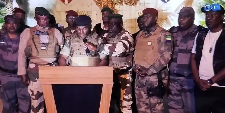 ویدئو | سوگند ریاست‌جمهوری ژنرال نگوما؛ گابن در چنگ نظامیان