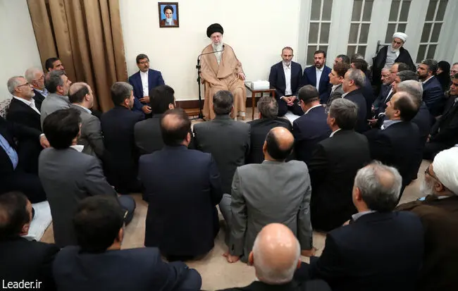 كشور،استانداران،فساد،تأكيد،مبارزه،دانستند،رهبر،خدمت،ديدار،ان ...