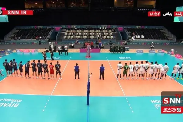 آغاز برگزاری مسابقه والیبال ایران و عربستان+ لینک پخش زنده