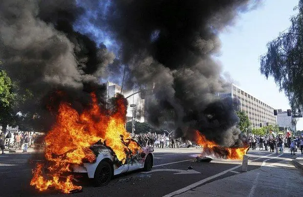 بازداشت ۲۷ نفر در اعتراضات گسترده لس‌آنجلس