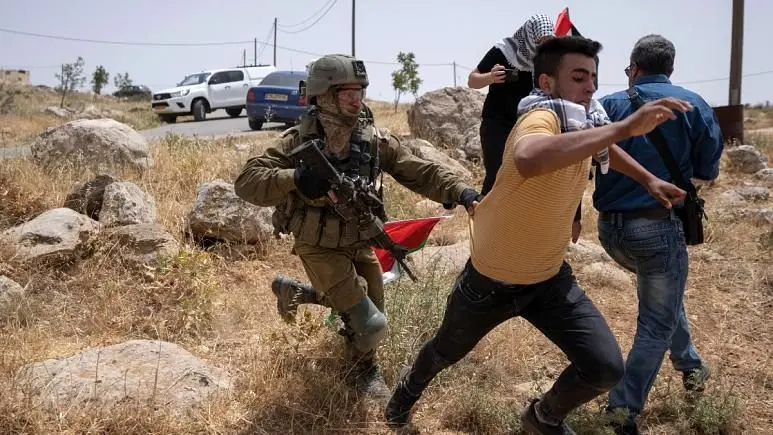 گزارش ها از کرانه باختری از زخمی شدن ۵۰ فلسطینی خبر دادند