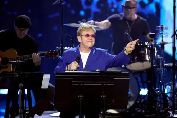 
خوشبخت‌ترین مرد دنیا نابینا شد!