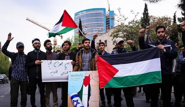 تجمع مقابل سفارت اردن در تهران به نشانه اعتراض