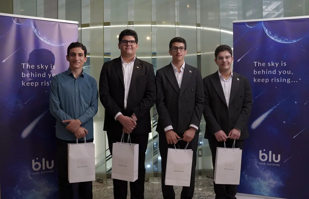 به امید موفقیتِ دنباله‌دارِ ستاره‌ها
