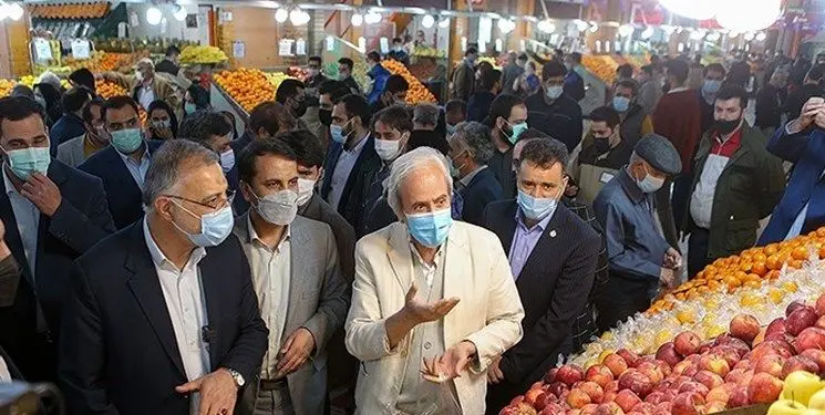 بازدید شهردار تهران از بازار میوه و تره بار جلال آل احمد/توزیع 3 برابری مرغ گرم از فردا