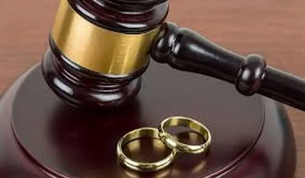 درخواست طلاق از شوهر لوس!