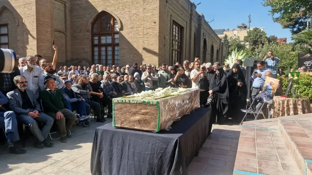 پیکر محمد کاسبی راهی خانه ابدی شد