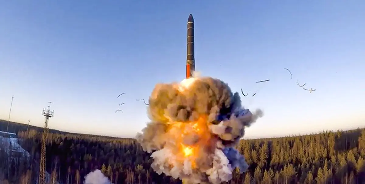 روسیه رزمایش اتمی برگزار کرد/ مقامات روسیه: در اوکراین سراغ بمب اتمی نخواهیم رفت اما آماده هستیم