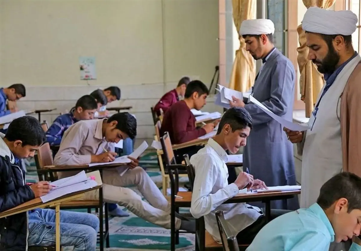گلایه نماینده مجلس از ناتوانی دانش‌آموزان در روخوانی قرآن؛ شیوه‌های تدریس باید بازنگری شود