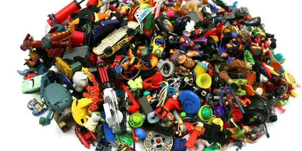 ایران ٤٠٠٠ نوع اسباب بازی تولید می کند