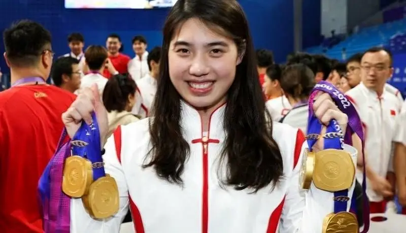 شناگر زن چینی، پرافتخارترین ورزشکار بازی‌های آسیایی ۲۰۲۲