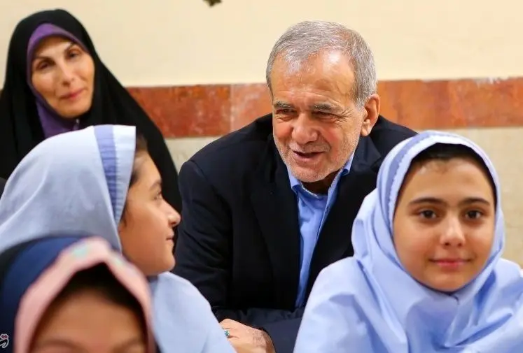 وزیر آموزش و پرورش: زنگ آغاز سال تحصیلی سه‌شنبه با حضور رئیس جمهور نواخته می‌شود