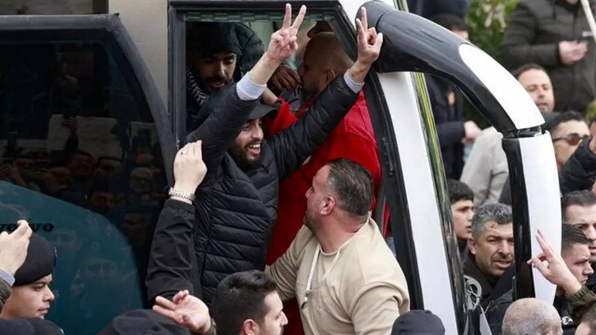 رویترز: بیش از ۱۹۰۰ فلسطینی در چارچوب اجرای توافق آتش‌بس آزاد می‌شوند