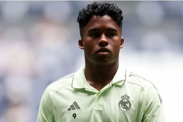 هدف بزرگ منچستریونایتد در زمستان؛ ستاره مغضوب آلونسو در اولدترافورد