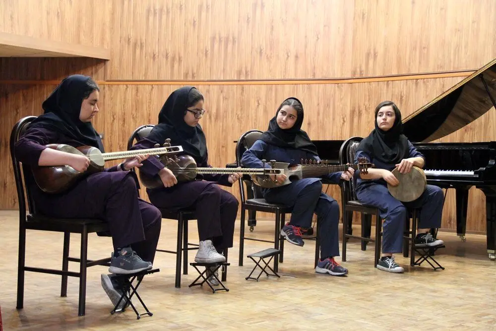 ثبت‌نام رشته موسیقی هنرستان دخترانه مانعی ندارد