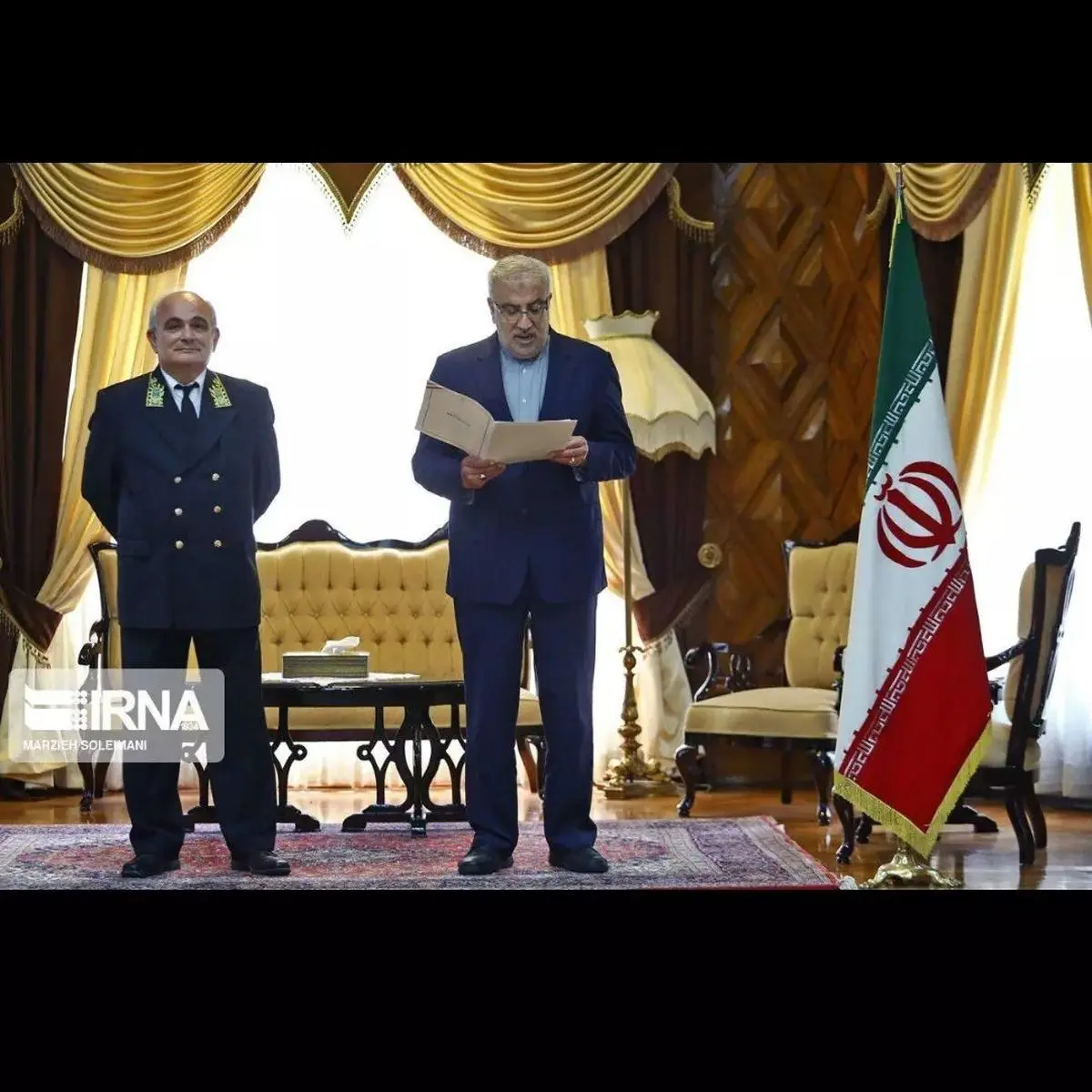وزیر نفت، جلوی سفیر روسیه ایران را بی‌آبرو کرد+ عکس