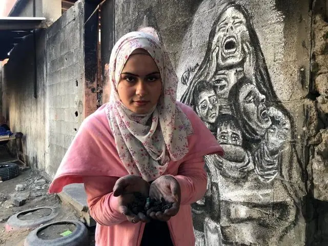 هنر تنها پناهگاه دختر جوان فلسطینی در غزه + عکس