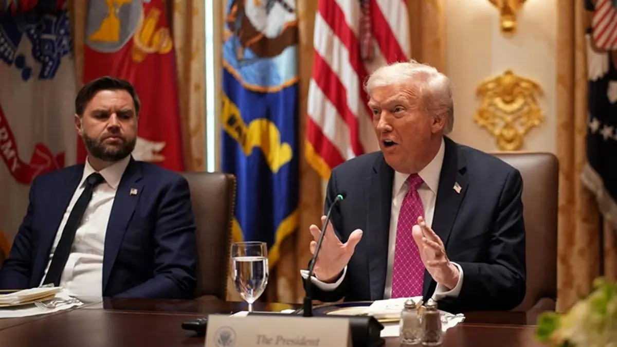 ترامپ: تظاهرات «نه به پادشاهان» بسیار کوچک و بی‌تاثیر بود / من اصلاً پادشاه نیستم بلکه سخت کار می‌کنم تا کشورمان را بزرگ کنم