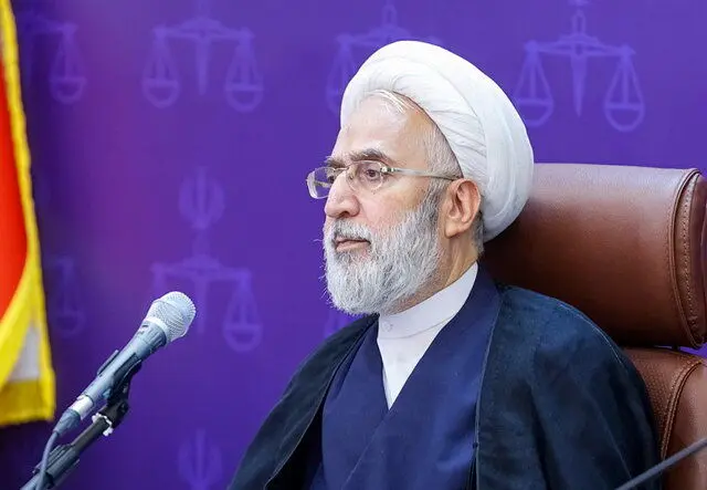 دادستان کل کشور:
نامزدهای انتخابات بدانند انتشار هر نوع مطلبی که حاوی توهین یا هتک حرمت اشخاص باشد، جرم است