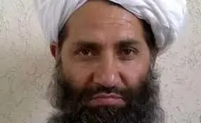 رهبر طالبان در یک مراسم خصوصی؛ از این تصویر یک سال می‌گذرد! + عکس