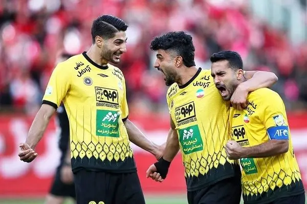 چهارمین شکست پرسپولیس مقابل سپاهان در یک فصل؛ خداحافظی سرخ‌ها با قهرمانی و شاید سهمیه!