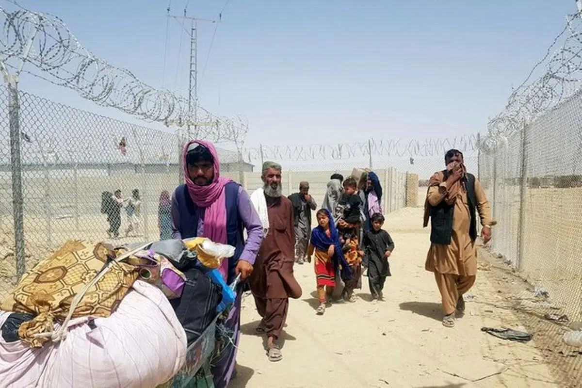 طالبان: روزانه هزار مهاجر افغانستانی از ایران وارد افغانستان می‌شوند