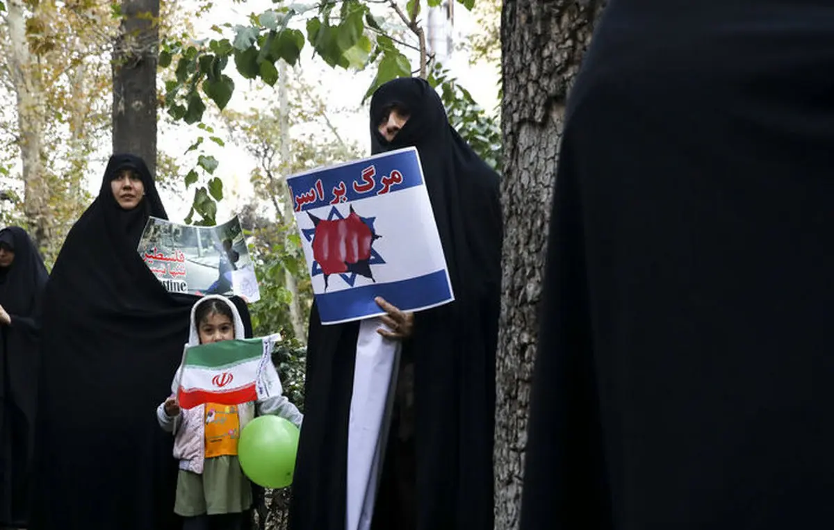 تصاویری از تجمع طلاب زن تهرانی علیه اسرائیل