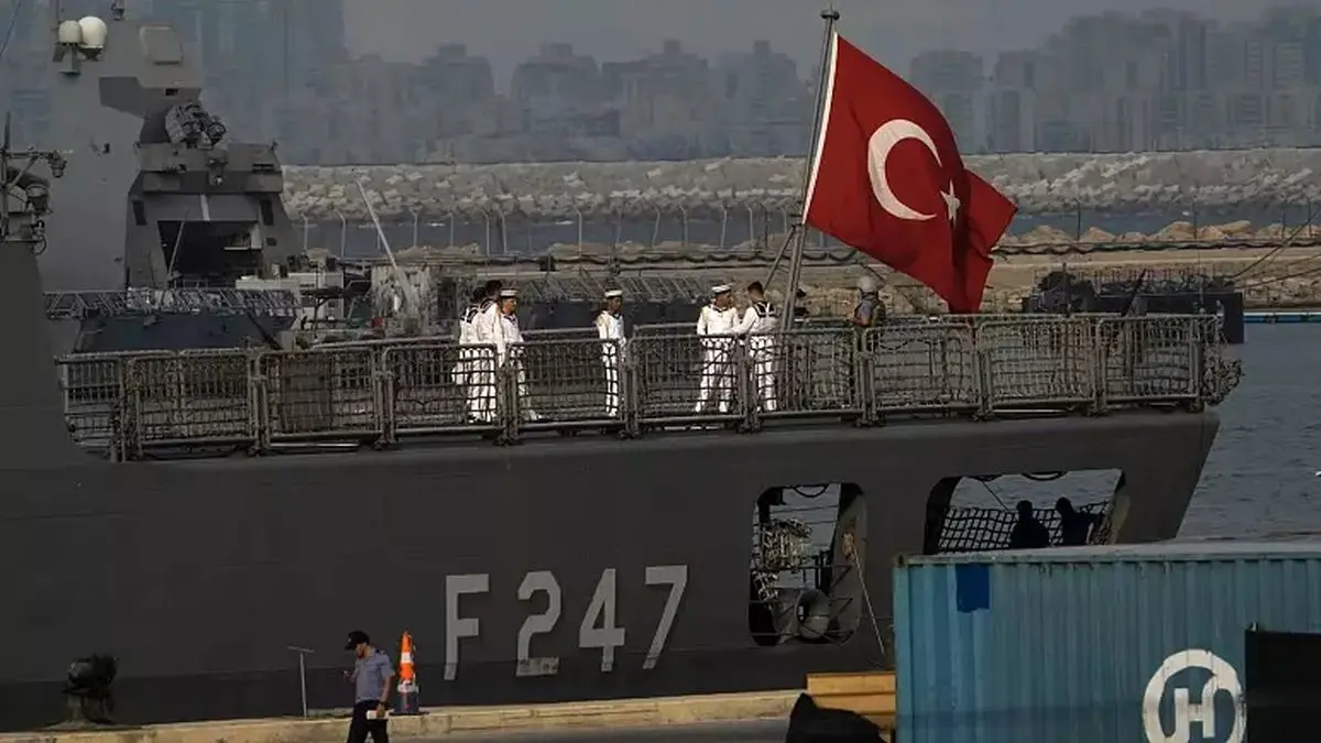 کشتی جنگی ترکیه برای نخستین بار در بیش از یک دهه گذشته در اسرائیل پهلو گرفت