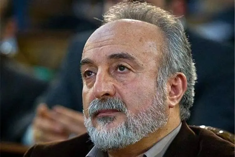 فرهيختگان،انتقاد،روزنامه،دواني،رجبي،محمدحسين