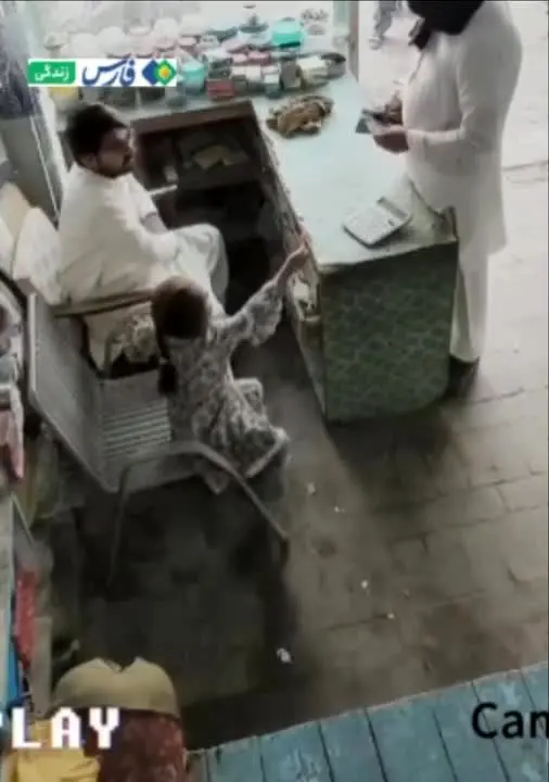 ببینید| این آبنبات، وجدانِ دزد را بیدار کرد