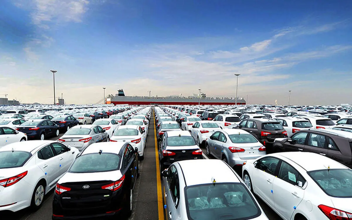 اینفوگرافیک| تفاوت قیمت عجیب خودروهای کارکرده در ایران و امارات!