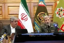 سرلشکر حاتمی: باور داریم که کم‌ترین آسیب به نظام اسلامی، ضربه به استقلال و تمامیت ارضی کشور عزیزمان ایران است؛  بعد از جنگ لحظه‌ای را در ارتقای توان دفاعی و اقتدار خود از دست ندادیم