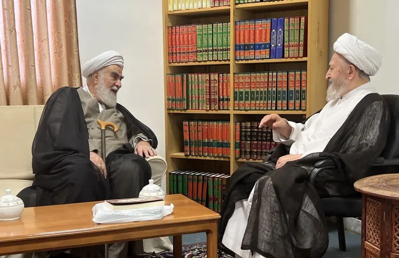 حضور رئیس‌ دفتر رهبر انقلاب در بیت آیات مکارم شیرازی و سبحانی + عکس