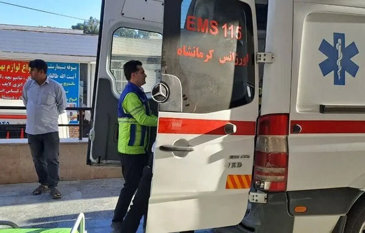 واژگونی مینی‌بوس کارگران در جاده کرمانشاه-کامیاران ۱۴ مصدوم برجا گذاشت