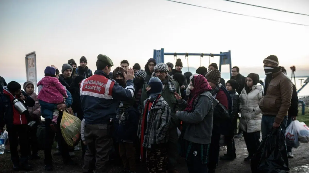 ترکیه صدها پناهجوی غیرقانونی افغان را اخراج کرد