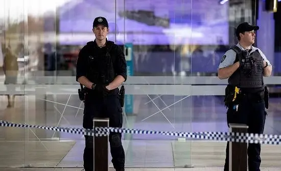 افسر پلیس استرالیا جیب زن شاکی را زد!