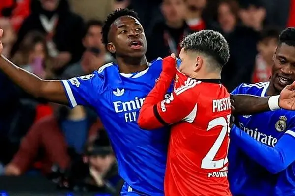 اعتراف پرستیانی: به وینیسیوس گفتم میمون!