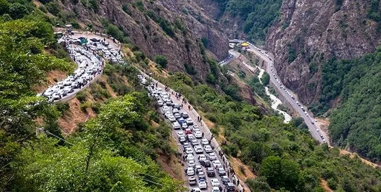 ترافیک سنگین جاده‌های شمالی در دومین روز تعطیلات کشوری
