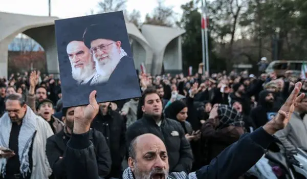 واکنش جمعی از خوانندگان پاپ به شهادت رهبر انقلاب/بر راه روشنش درود می‌فرستیم